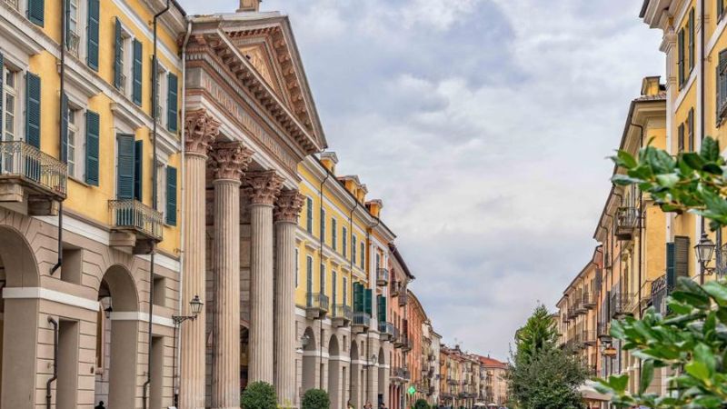 Wizz Air Cuneo Office in Italy
