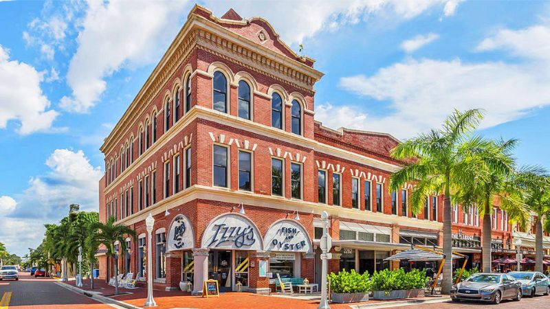 WestJet Airlines Fort Myers Office