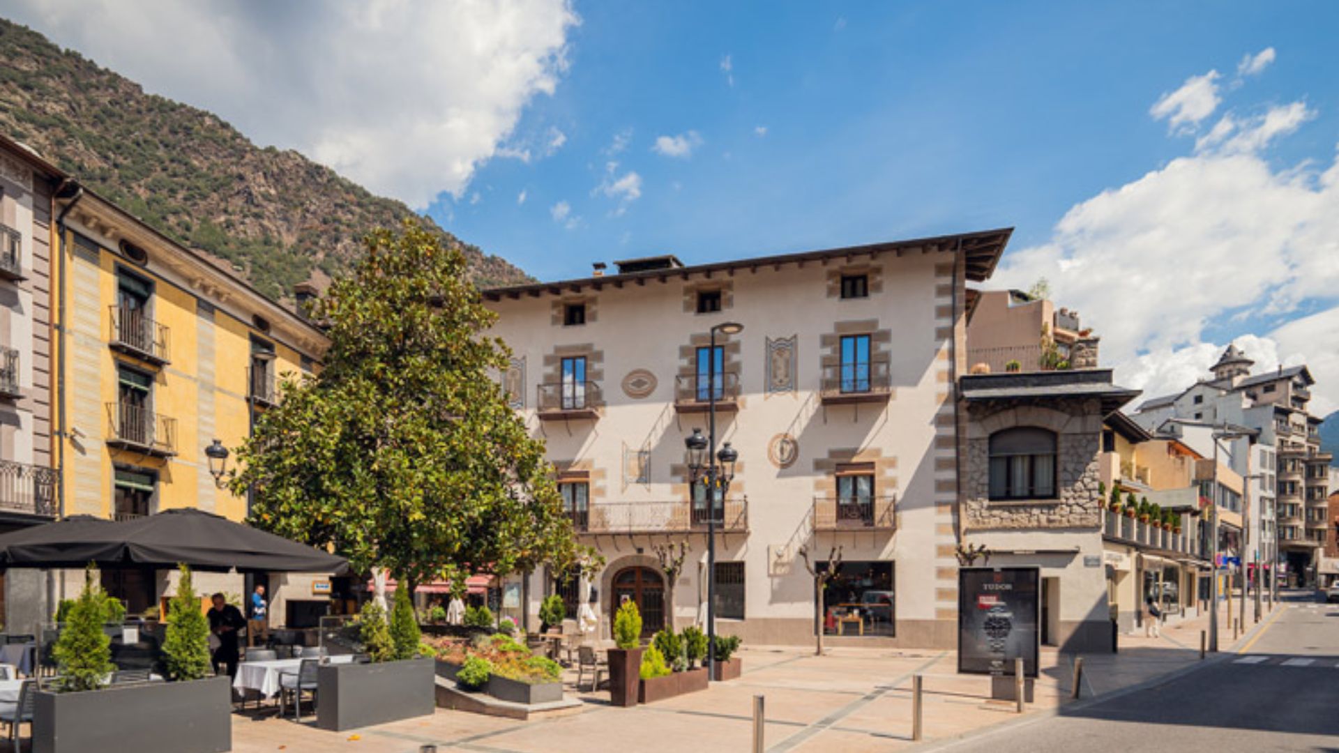 Kenya Airways Andorra la Vella Office
